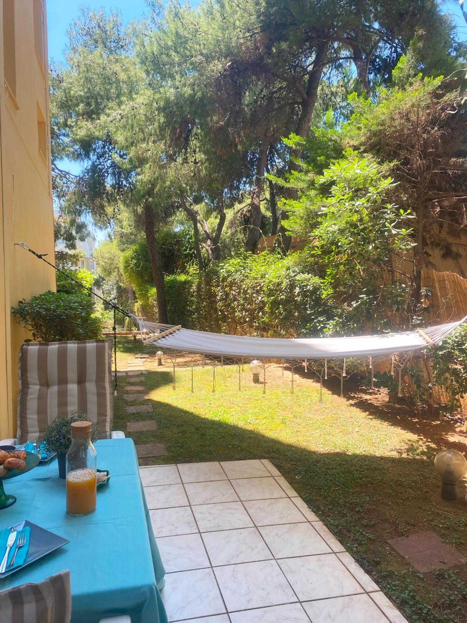 Garden Apartment With Bbq In The Athenian Riviera Atenas Exterior foto